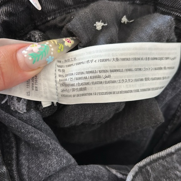 Abercrombie & Fitch The 90’s Straight Ultra High Rise Jeans - Picture 4 of 4